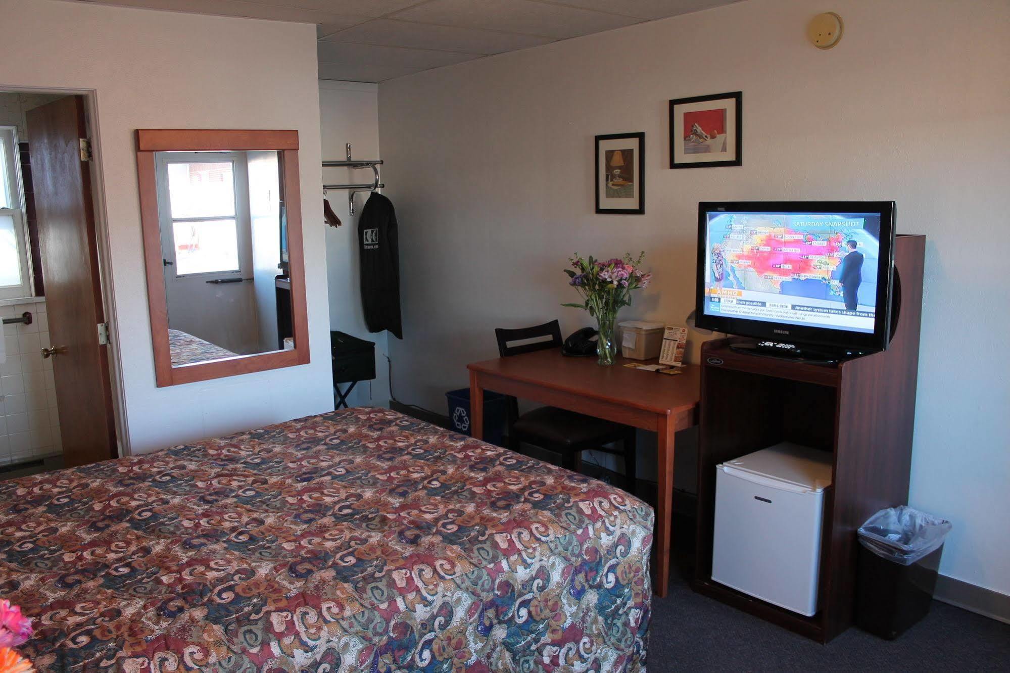 Budget Host Crestview Inn Sault Ste. Marie Exteriér fotografie